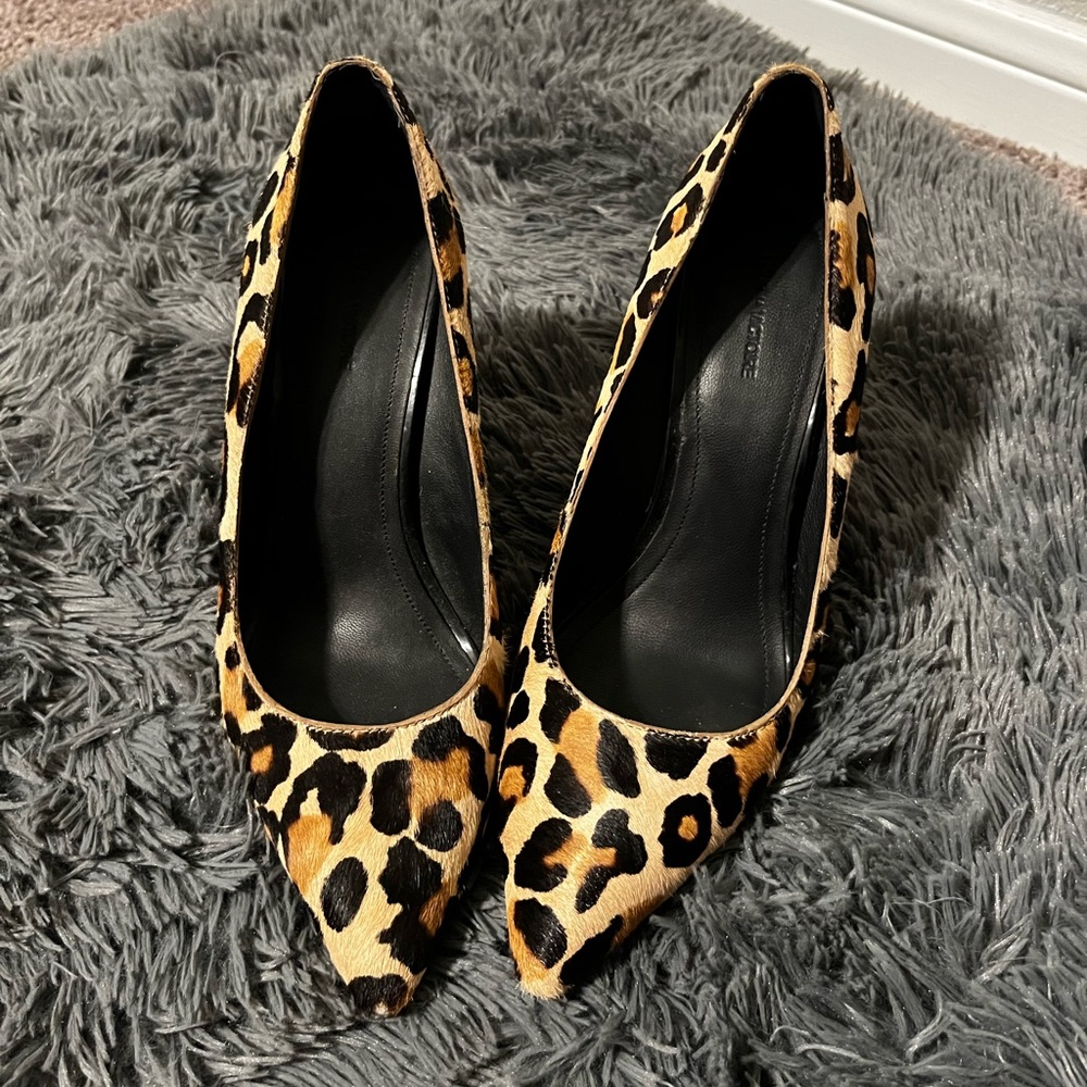 Leopard Pumps 🐆